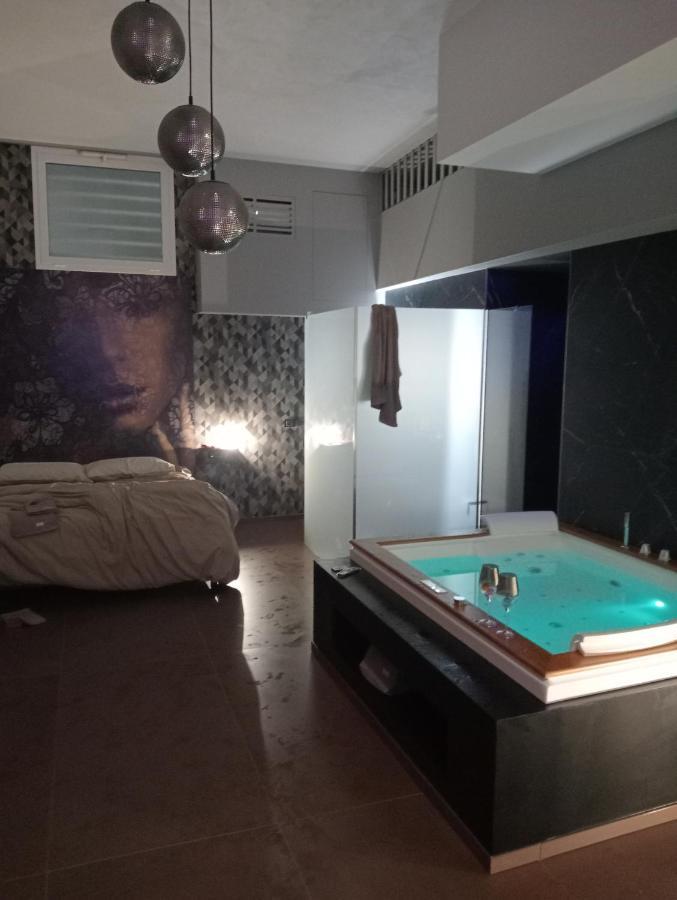 Suite Luxurya Bari Kültér fotó