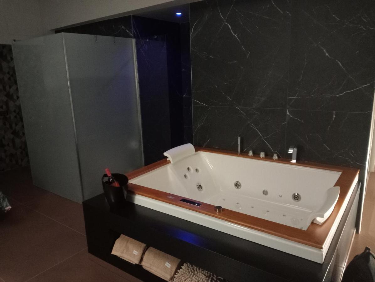 Suite Luxurya Bari Kültér fotó