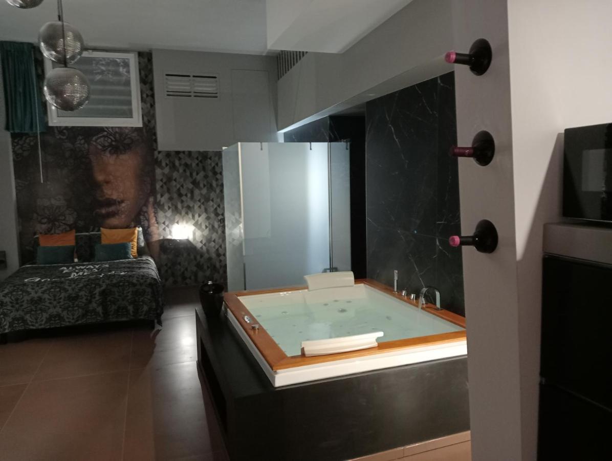 Suite Luxurya Bari Kültér fotó