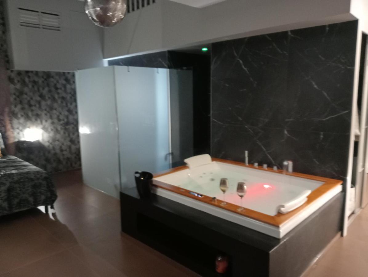 Suite Luxurya Bari Kültér fotó